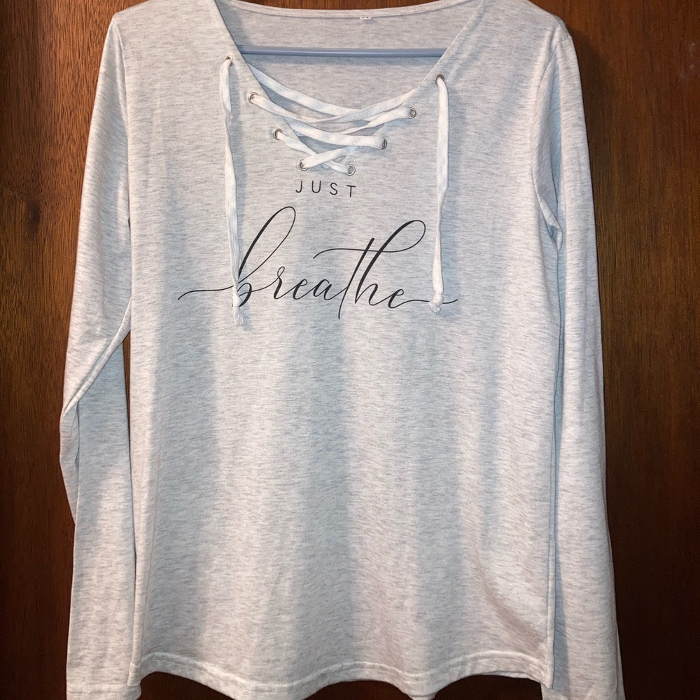 Womens Just Breathe Long Sleeve Shirt size Medium